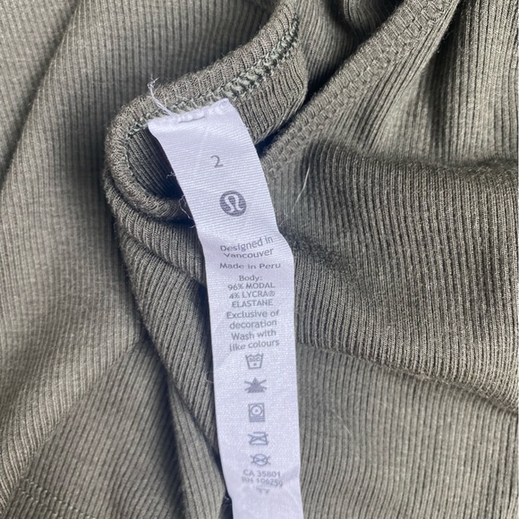 🍃LULULEMON LA FRONT CUT-OUT CROP TANK - Picture 5 of 6